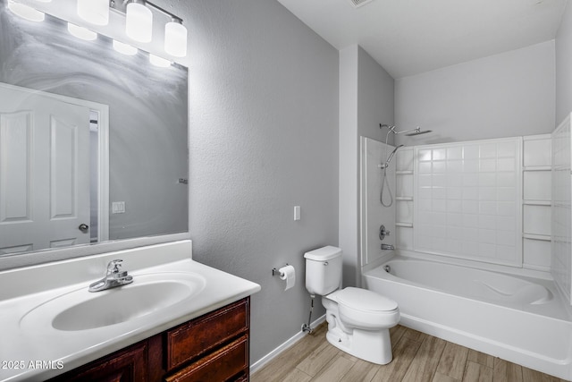 2941 E Darrow St, Phoenix, AZ 85042 - full bath featuring vanity, shower / bath combination, and wood finished floors