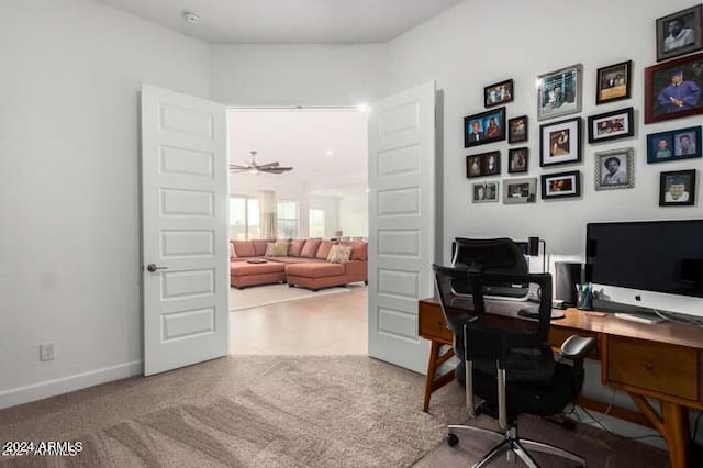 office area featuring ceiling fan