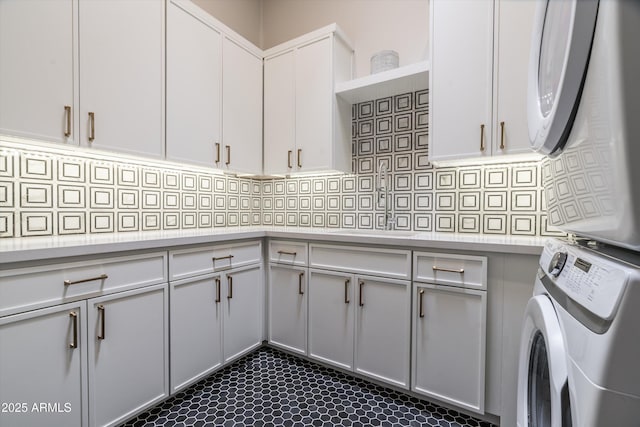 30600 N Pima Rd Unit 89, Scottsdale, AZ 85266 - laundry area featuring cabinet space