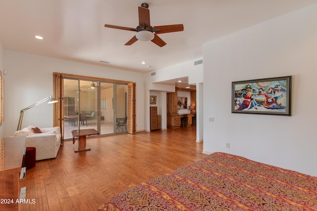 bedroom with visible vents, ceiling fan, light wood-style flooring, and recessed lighting