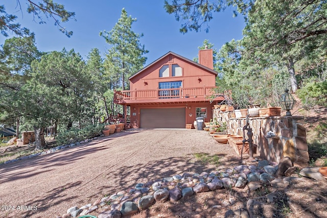 view of front of house featuring a garage