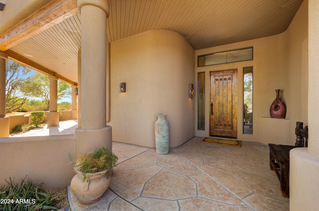 view of entrance to property