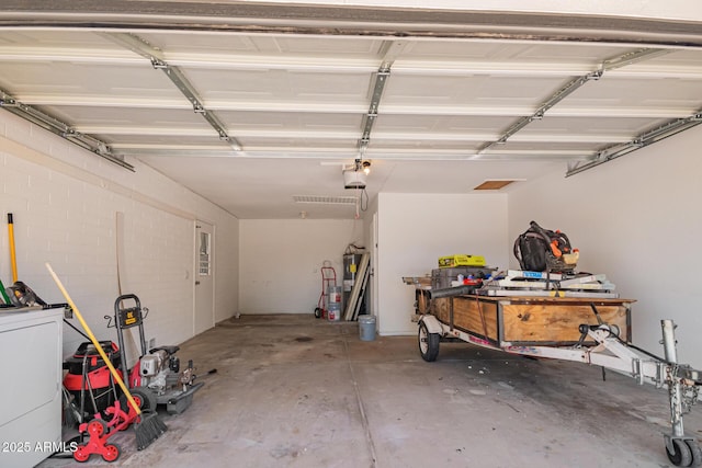 3008 S Saguaro Cir, Mesa, AZ 85202 - garage featuring a garage door opener