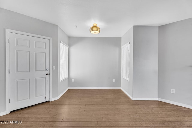1825 W Ray Rd Unit 1119, Chandler, AZ 85224 - entrance foyer featuring wood finished floors and baseboards
