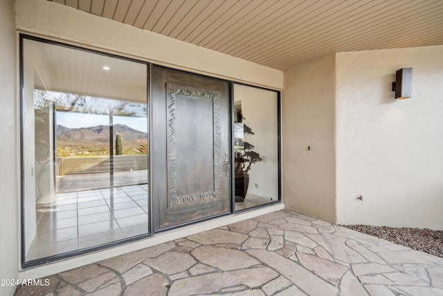 property entrance featuring a mountain view