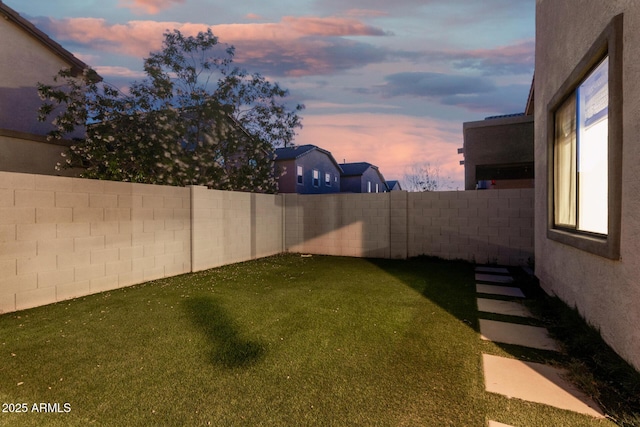 11541 E Corbin Ave, Mesa, AZ 85212 - view of yard at dusk