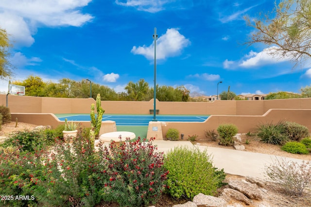 view of swimming pool