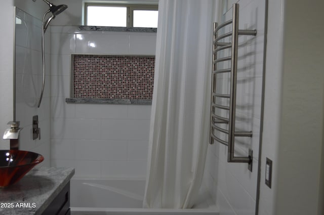 6620 W Shaw Butte Dr, Glendale, AZ 85304 - full bath with shower / bathtub combination with curtain and vanity