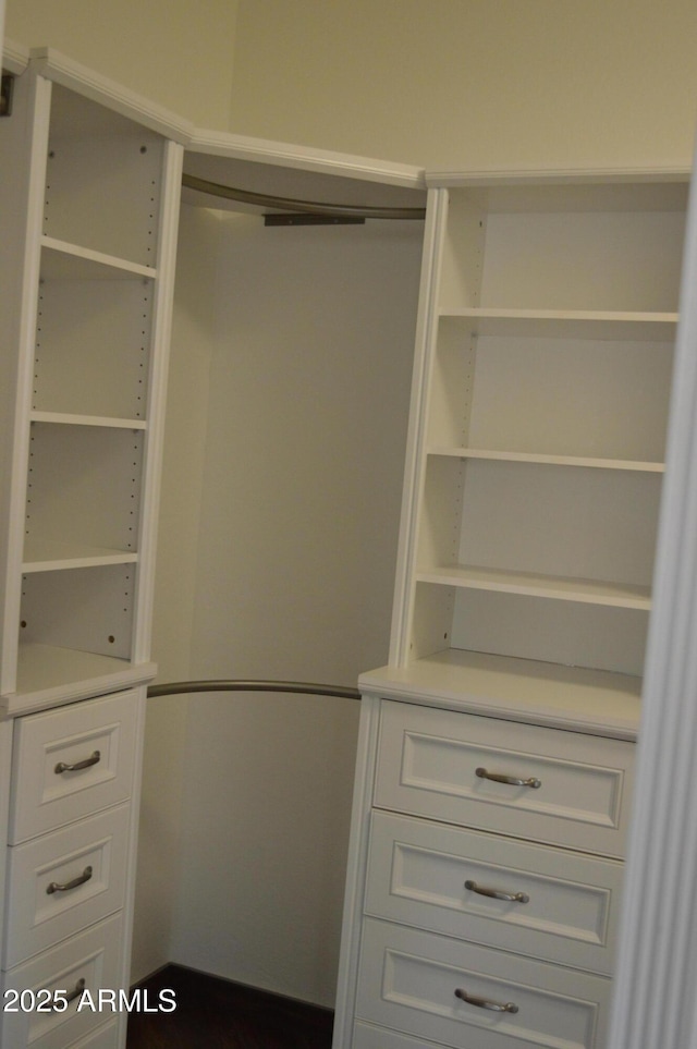 6620 W Shaw Butte Dr, Glendale, AZ 85304 - view of closet