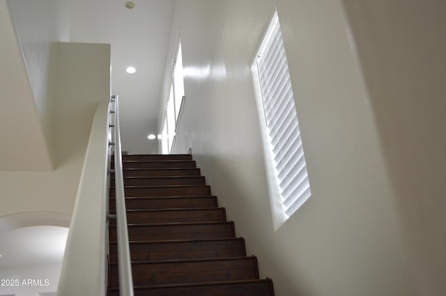 6620 W Shaw Butte Dr, Glendale, AZ 85304 - view of stairs