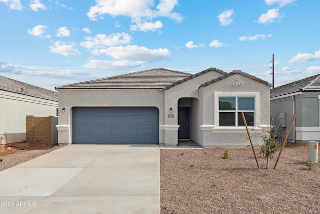 view of front of home featuring a garage