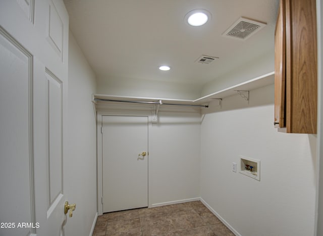 laundry room with washer hookup