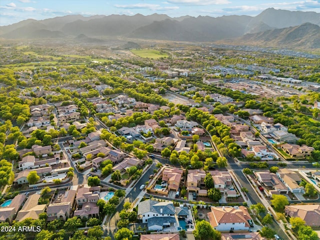 bird's eye view with a mountain view