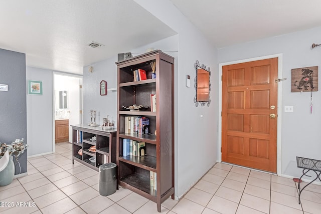 2020 W Union Hills Dr Unit 156, Phoenix, AZ 85027 - entrance foyer featuring light tile patterned flooring