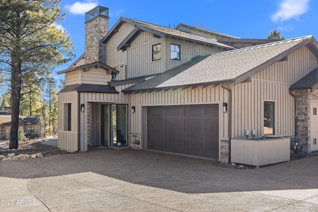 view of front facade with a garage