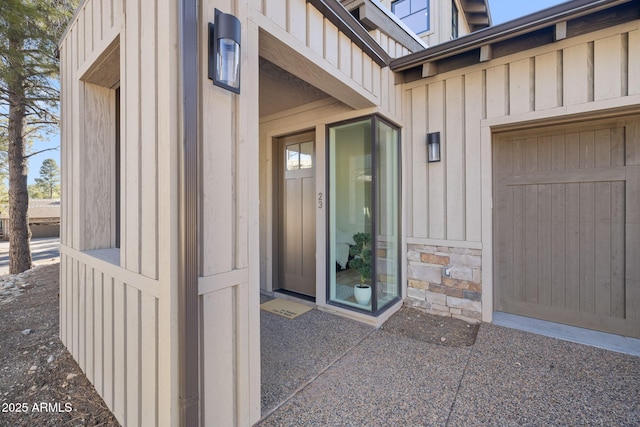 view of exterior entry