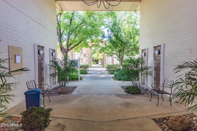 500 W Clarendon Ave Unit B11, Phoenix, AZ 85014 - view of community