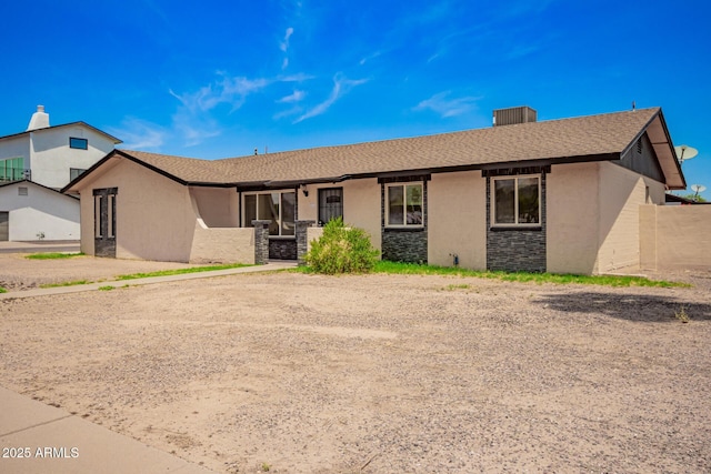 2826 E Cactus Rd, Phoenix, AZ 85032 - ranch-style home with stucco siding and stone siding