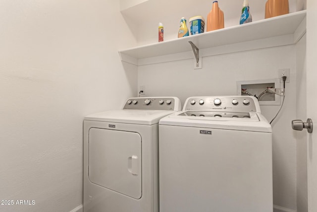 2826 E Cactus Rd, Phoenix, AZ 85032 - laundry room featuring separate washer and dryer and baseboards