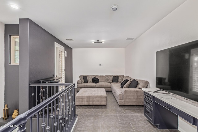 20689 W Valley View Dr, Buckeye, AZ 85396 - living area featuring tile patterned floors