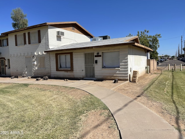 7109 W Wolf St, Phoenix, AZ 85033 - view of front of house featuring cooling unit