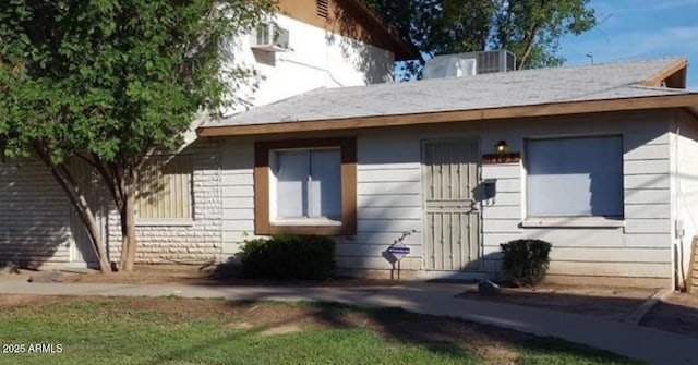 7109 W Wolf St, Phoenix, AZ 85033 - view of back of property
