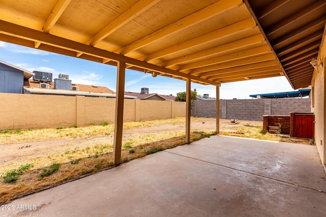 5625 N 47th Ave, Glendale, AZ 85301 - fenced backyard with a patio