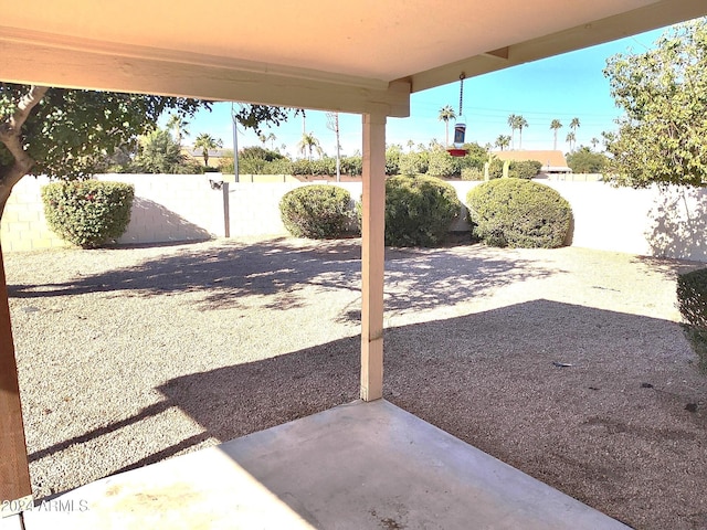 view of yard with a patio area