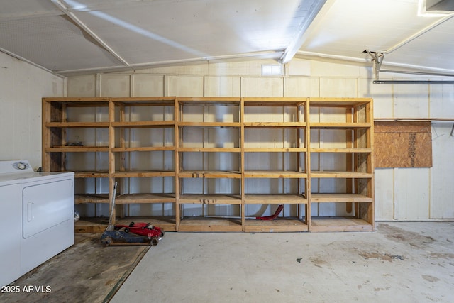 garage featuring washer / clothes dryer