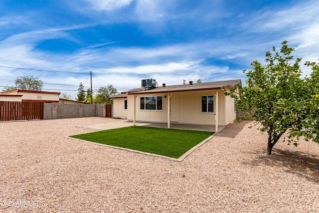 2130 W Colter St, Phoenix, AZ 85015 - back of house with cooling unit and a patio area