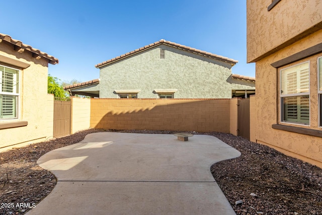 view of patio featuring a fenced backyard
