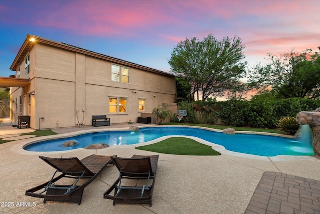 3944 W Paradise Ln, Phoenix, AZ 85053 - view of pool with a patio