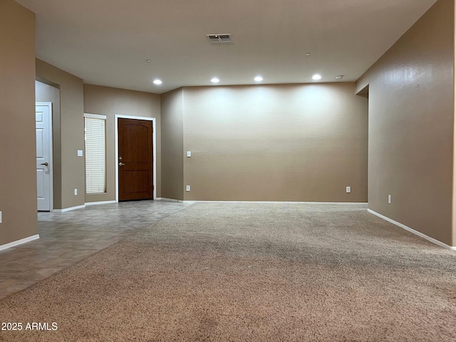 view of carpeted spare room