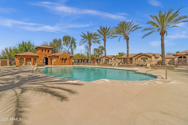 3863 S Posse Trl, Gilbert, AZ 85297 - community pool featuring a patio