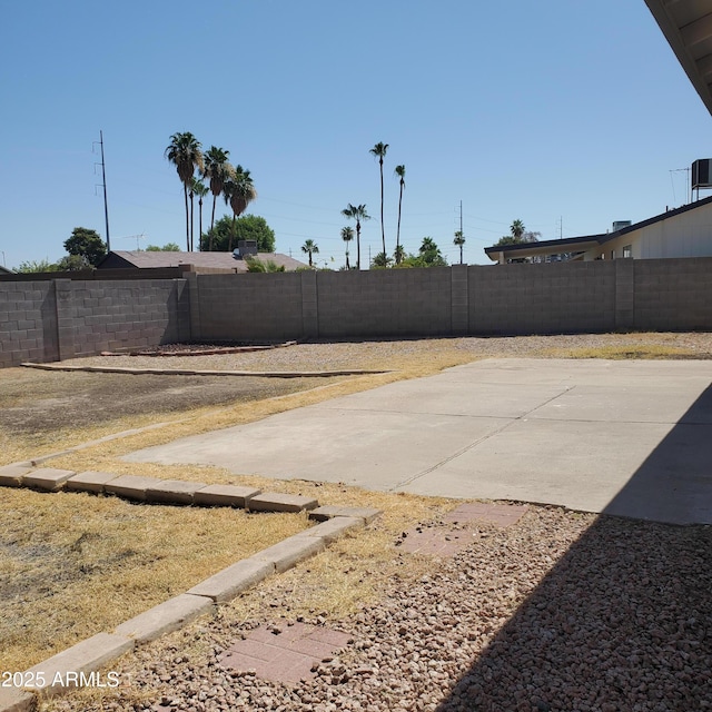 3222 W Wagoner Rd, Phoenix, AZ 85053 - fenced backyard with a patio area