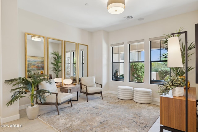6450 E Monterra Way, Scottsdale, AZ 85266 - living area featuring baseboards