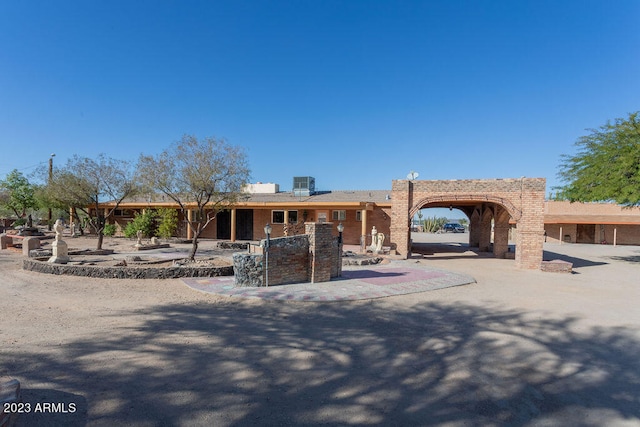 view of front of house featuring a patio