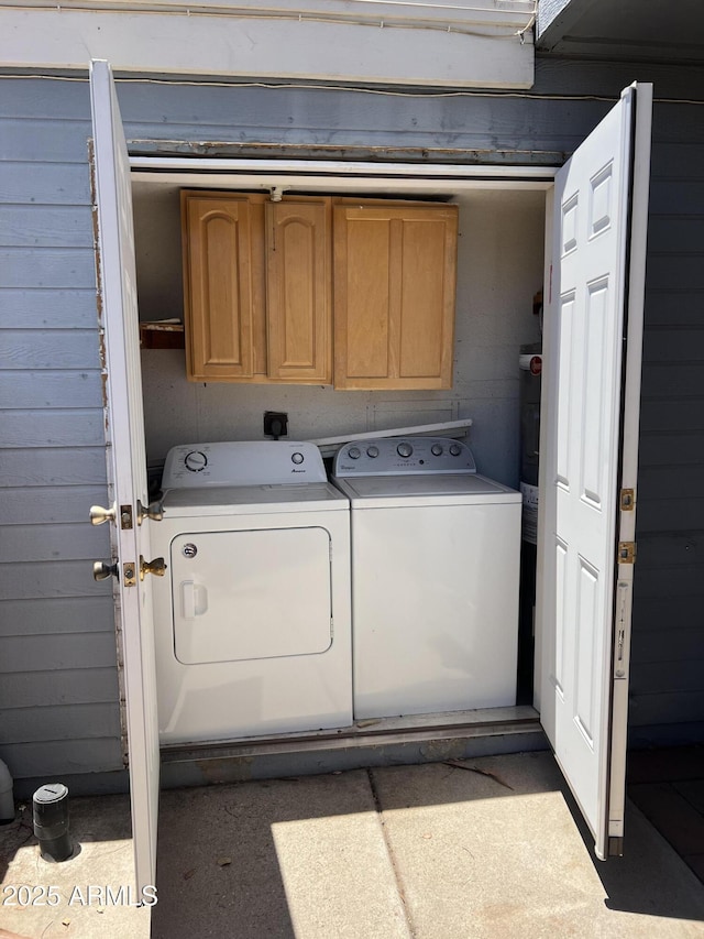 2301 E University Dr Unit 269, Mesa, AZ 85213 - laundry room with cabinet space and separate washer and dryer