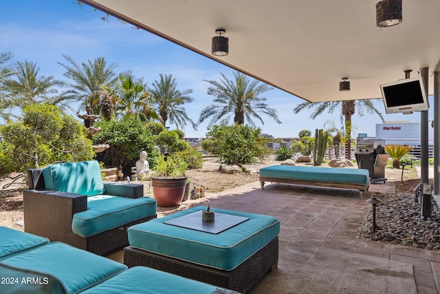 view of patio / terrace featuring an outdoor hangout area