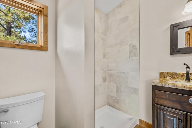 7500 E Old Walnut Canyon Rd, Flagstaff, AZ 86004 - full bath with toilet, a tile shower, and vanity