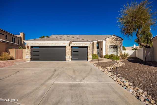 view of front facade featuring a garage