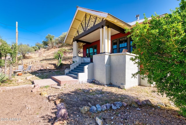 816 Tombstone Cyn Unit C, Bisbee, AZ 85603 - view of front of house with a porch