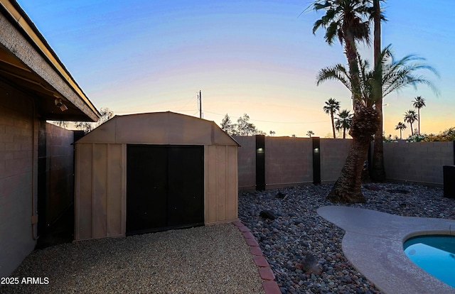 3054 W Redfield Rd, Phoenix, AZ 85053 - view of fenced backyard