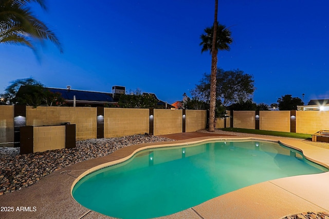 3054 W Redfield Rd, Phoenix, AZ 85053 - view of pool featuring a fenced backyard