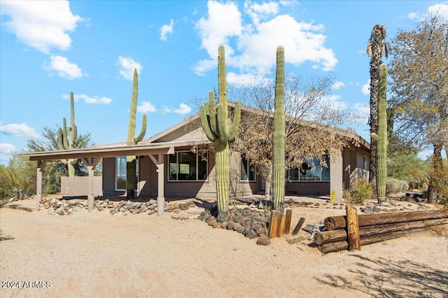 view of front of house featuring a patio area