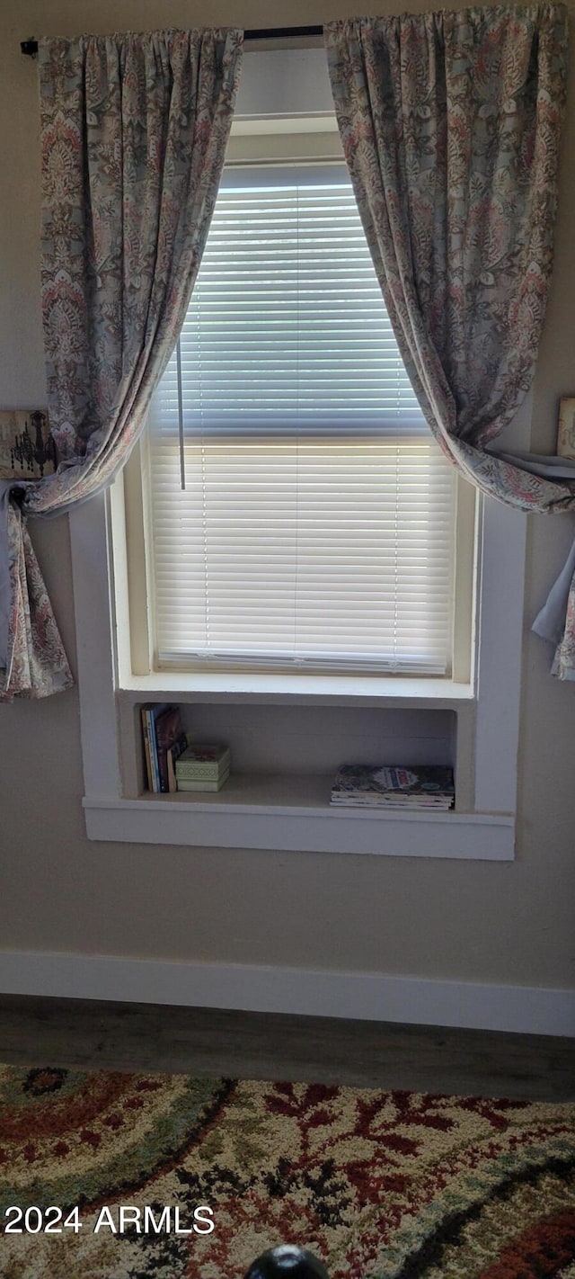 225 N Lobb Ave, Superior, AZ 85173 - room details with baseboards and wood finished floors