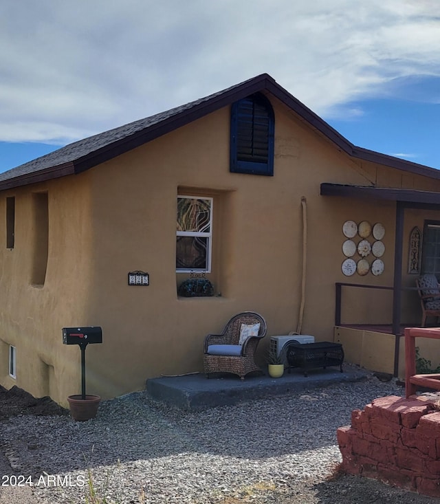 225 N Lobb Ave, Superior, AZ 85173 - view of property exterior with stucco siding