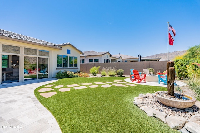 view of yard with a patio