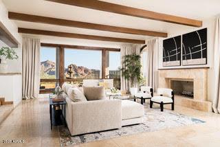 Listing photo 2 for 4636 E Moonlight Way Unit 0, Paradise Valley AZ 85253