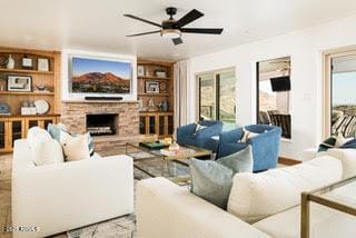 Listing photo 3 for 4636 E Moonlight Way Unit 0, Paradise Valley AZ 85253